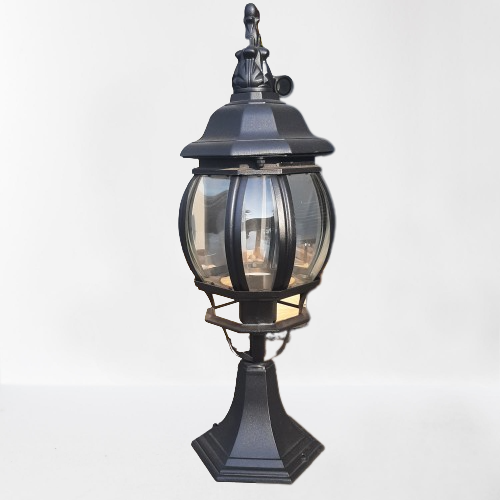 Outdoor Pedastal Light Blk