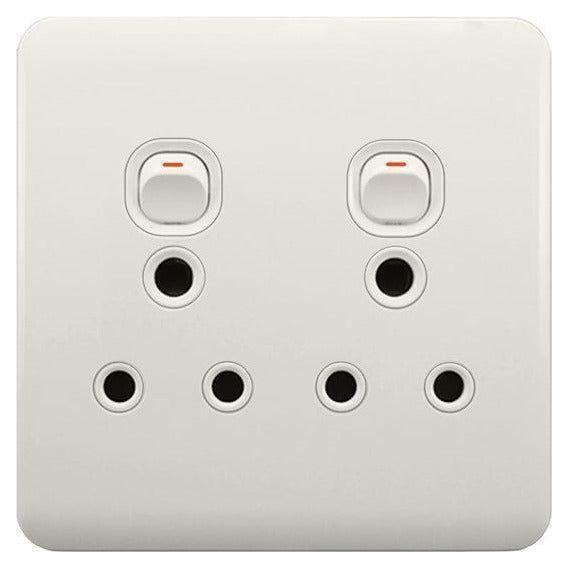 Lear Double Plug 4X4 White